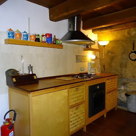 La Cava 33 Apartman Poppi